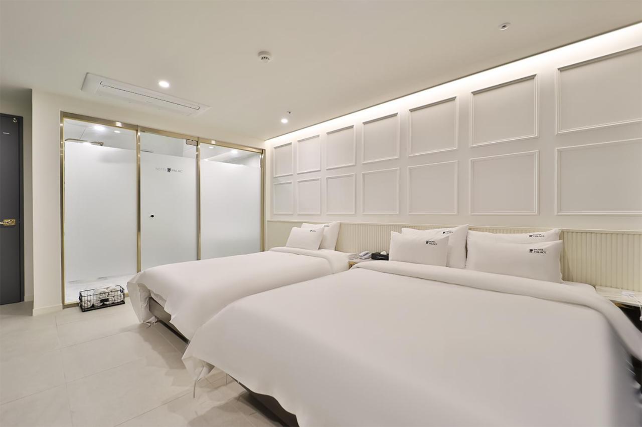 Hotel Palace Гиеонгджу Екстериор снимка